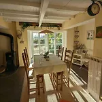 Casa Pino Mit Eingezaeuntem Garten In Ligurien Zur Alleinnutzung Borghetto d'Arroscia