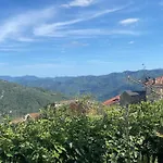 Casa Pino Mit Eingezaeuntem Garten In Ligurien Zur Alleinnutzung Borghetto d'Arroscia