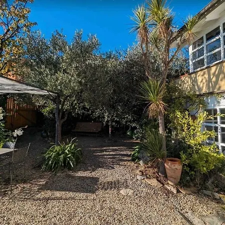 Casa Pino Mit Eingezaeuntem Garten In Ligurien Zur Alleinnutzung Дом отдыха Borghetto d'Arroscia