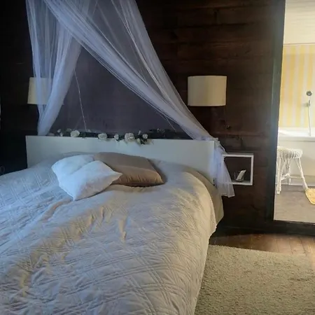 בית נופש Casa Pino Mit Eingezaeuntem Garten In Ligurien Zur Alleinnutzung
