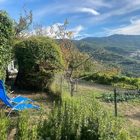 Casa Pino Mit Eingezaeuntem Garten In Ligurien Zur Alleinnutzung בית נופש