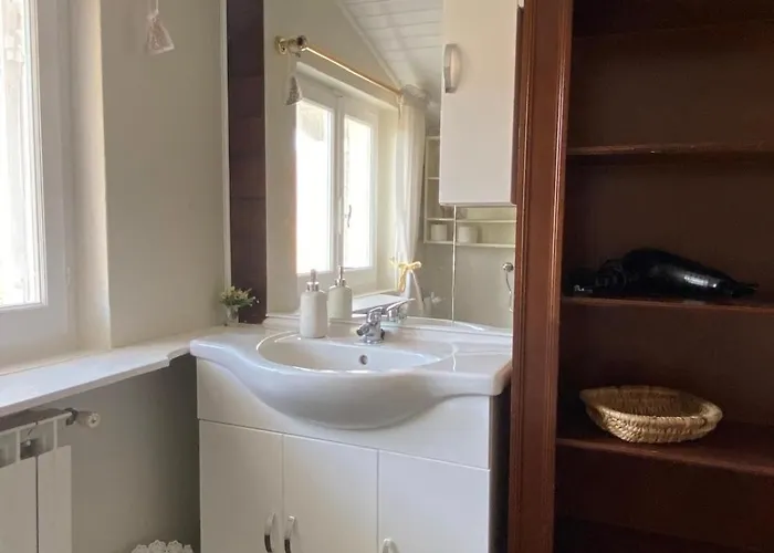 Feriehus Casa Pino Mit Eingezaeuntem Garten In Ligurien Zur Alleinnutzung