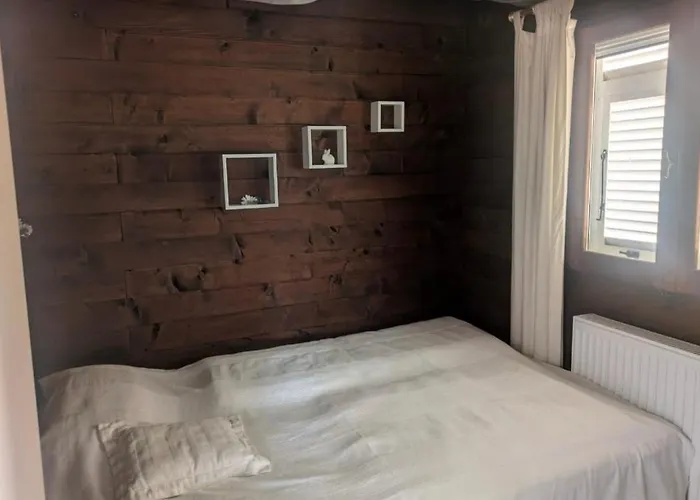 Casa Pino Mit Eingezaeuntem Garten In Ligurien Zur Alleinnutzung Feriehus *